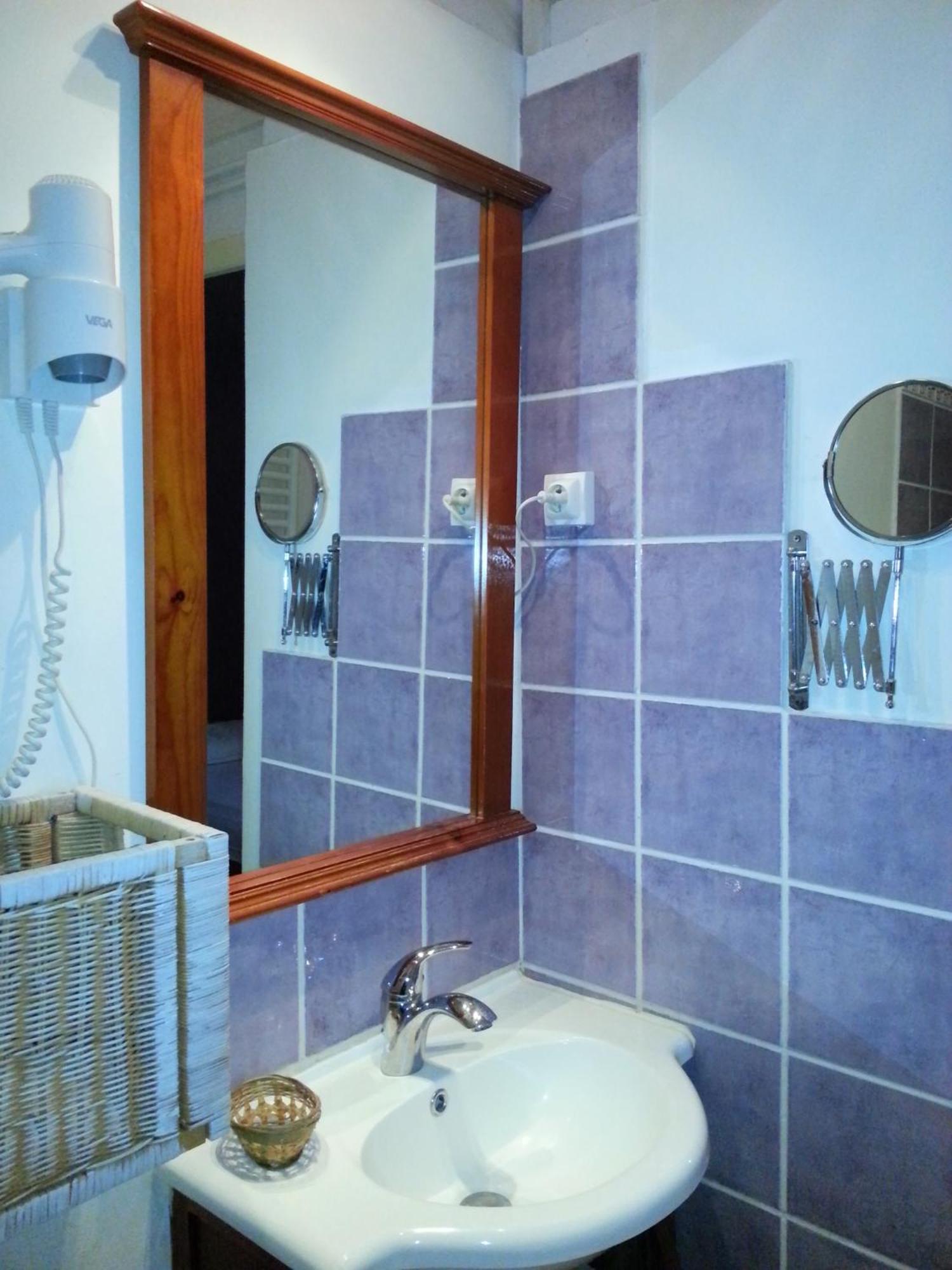 Auberge Cocagne Aveze  Bilik gambar