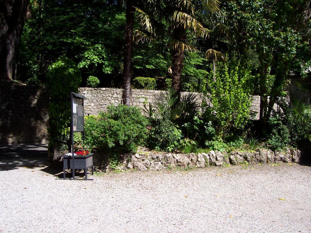 Auberge Cocagne Aveze  Luaran gambar