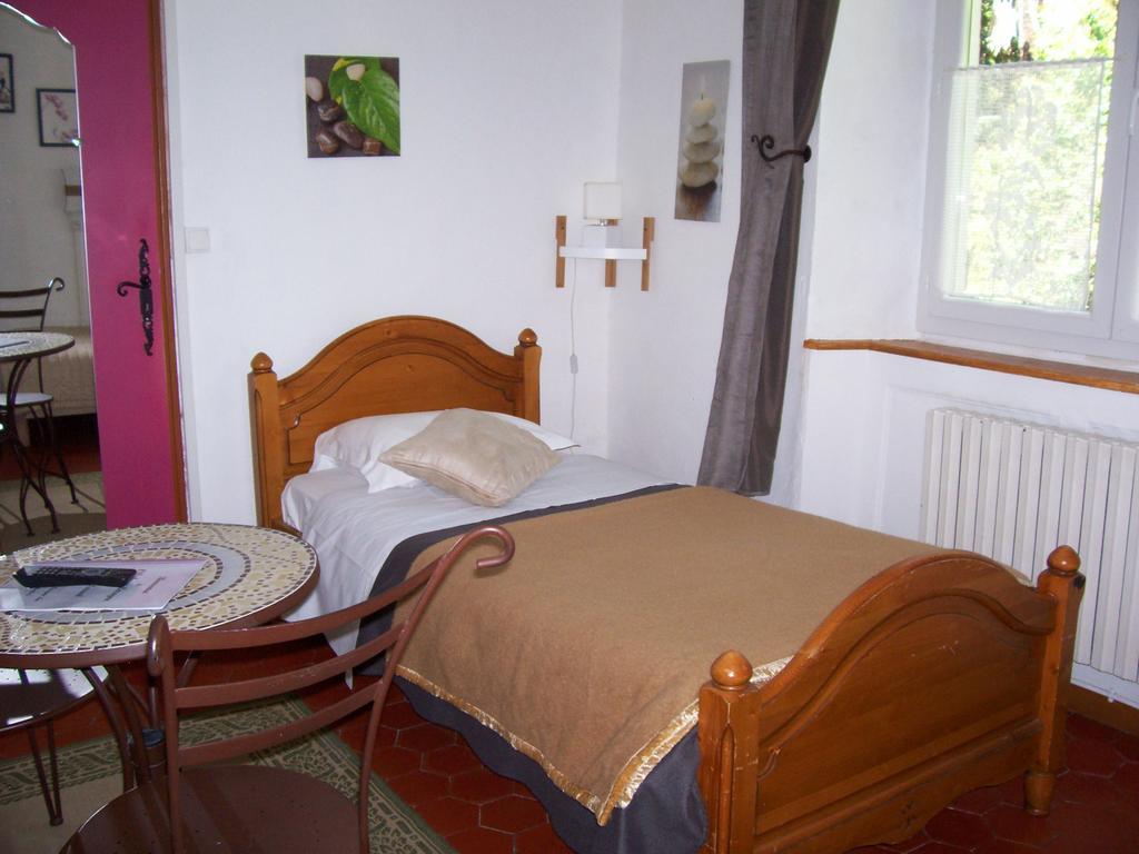 Auberge Cocagne Aveze  Luaran gambar